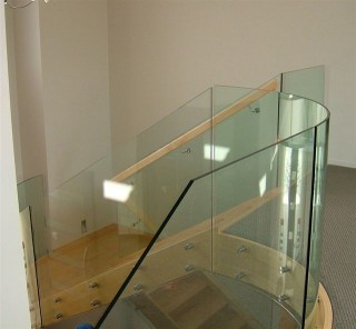 Curved Glass Stair Balustrade